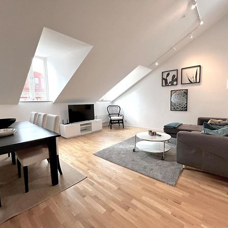 Elegant Apartment In The Heart Of The City Gothenburg Exterior photo