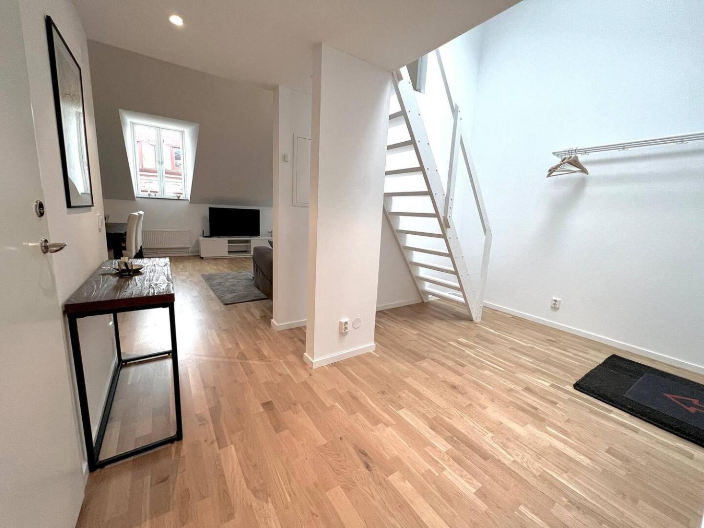 Elegant Apartment In The Heart Of The City Gothenburg Exterior photo